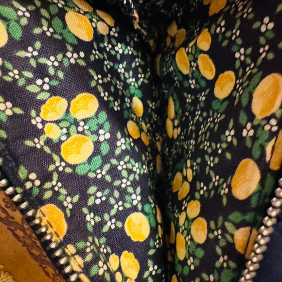 Vera Bradley Navy Quilted Flap Trifold Wallet Wristlet - Picture 9 of 10